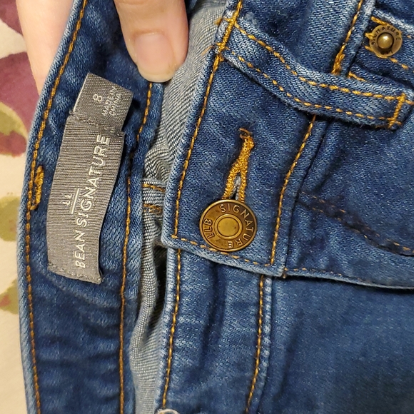 L.L.Bean signature skinny jeans - Picture 2 of 3